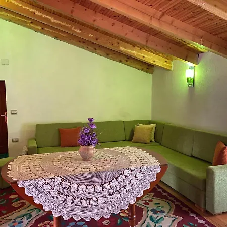 Hymetllari's Guest Farm&house Farma Pogradec